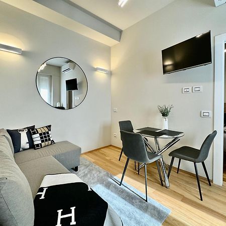 Future Apartments Tricolore Milan Luaran gambar